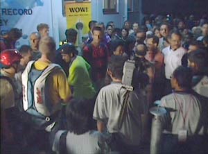Crowd on roof.