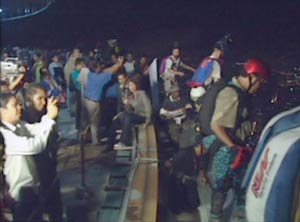 Jumpers prepare for 10 way NYE jump.